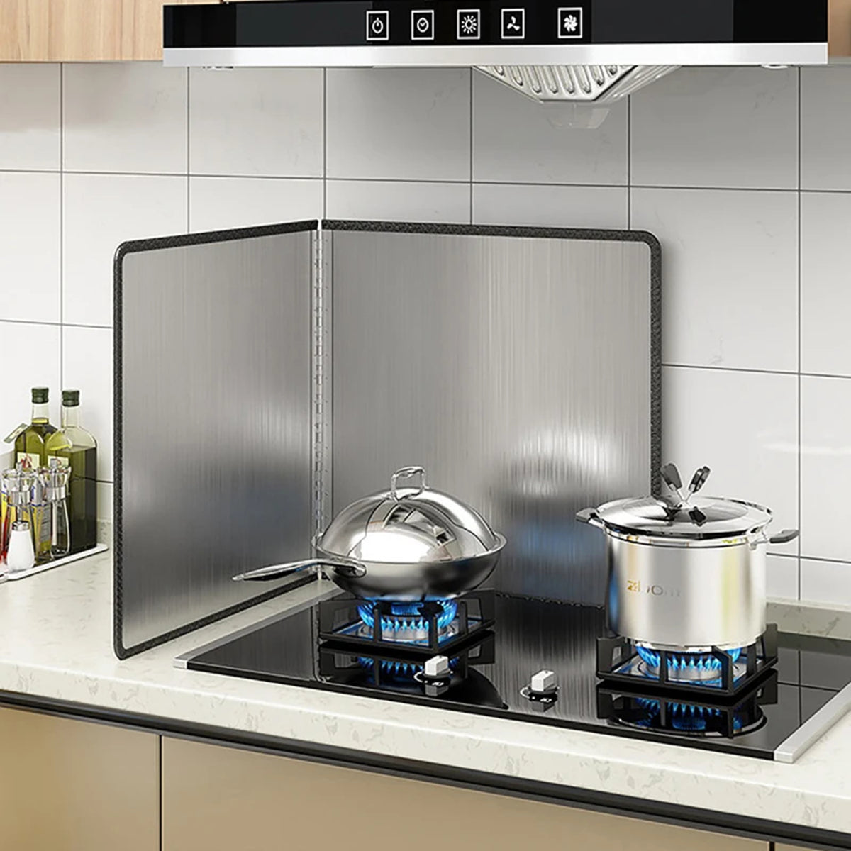 Stainless Steel Grease Shield for Frying and Cooking Oil Protection