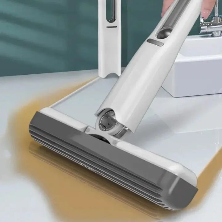 Compact Cordless Vacuum for Quick Cleanup