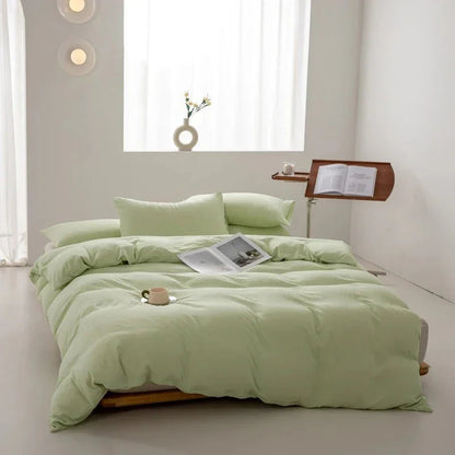 Classic Bedding Set with Quilt Cover