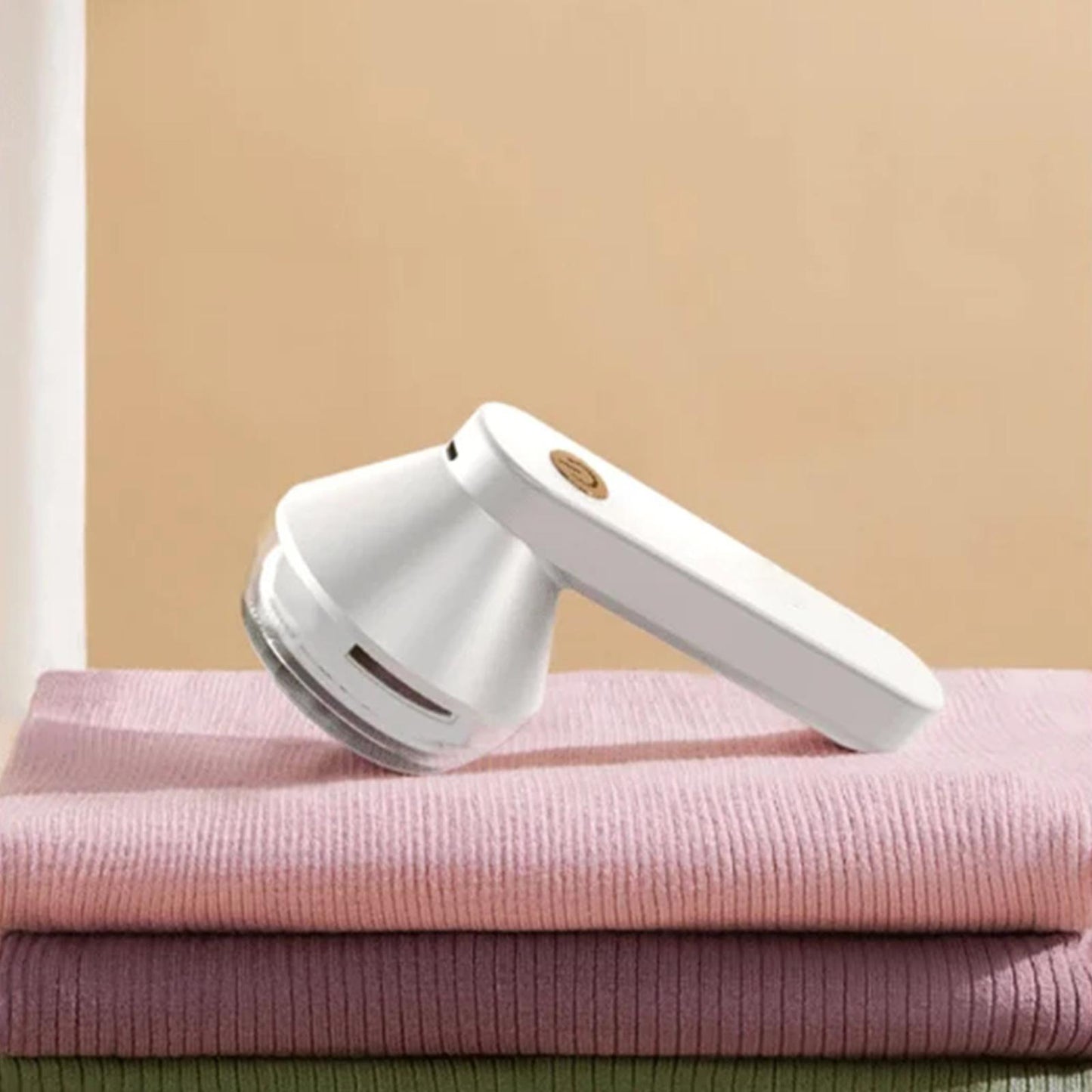 Rechargeable Fabric Shaver for Quick Lint Removal