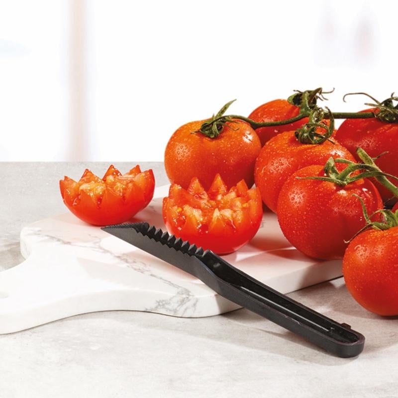 Elegant Spiral & V-Cut Tool Set for Stunning Food Presentation