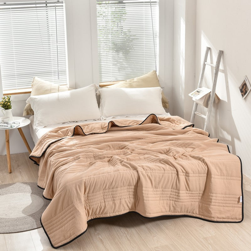 Breathable Cooling Blanket for a Comfortable Night's Sleep