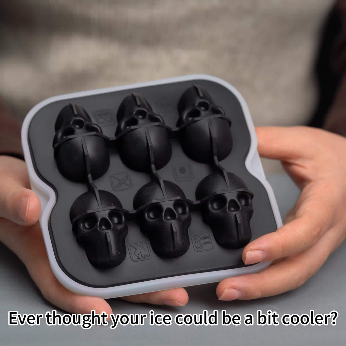 Skull-Shaped Ice Maker Tray for Unique Drinks