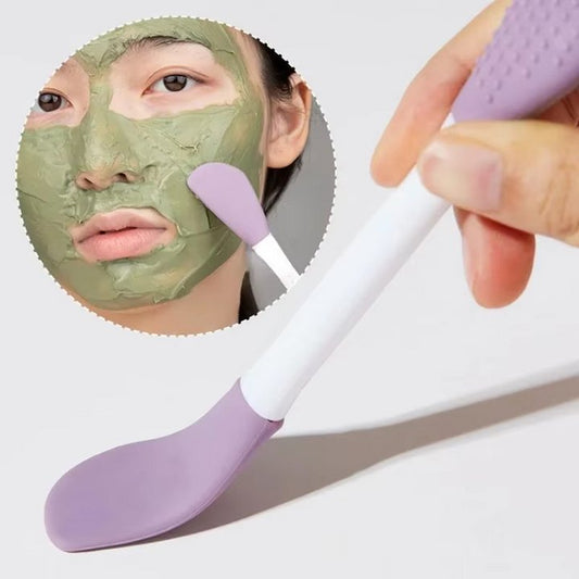 Effortless Mask Application for Radiant, Smooth Skin