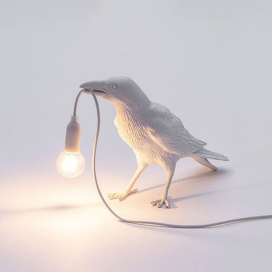 Creative Bird-Shaped Resin Table Lamp for Bedroom Nightstand Decoration