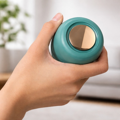 Compact 360° Clip Fan – Whisper-Quiet and Travel-Friendly
