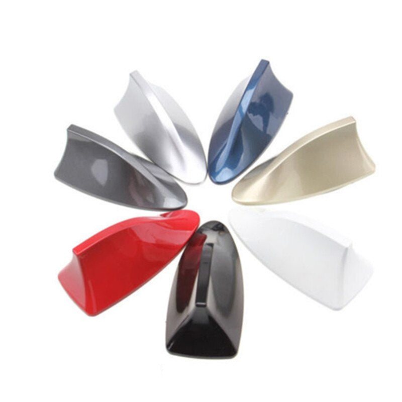 Sleek Shark Fin Antenna for Enhanced Car Radio Signal
