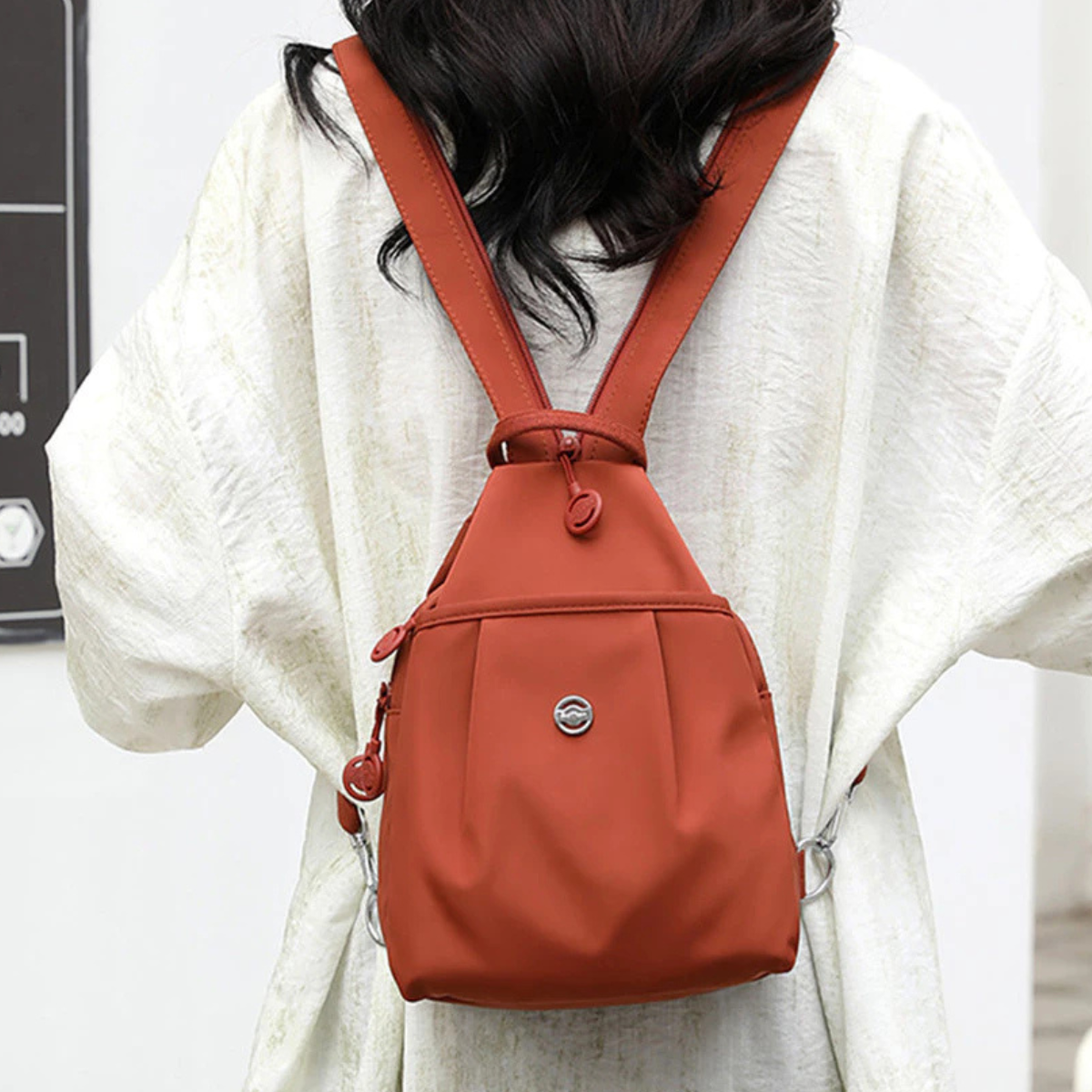 Versatile Waterproof Handbag | 2-in-1 Crossbody & Shoulder Bag