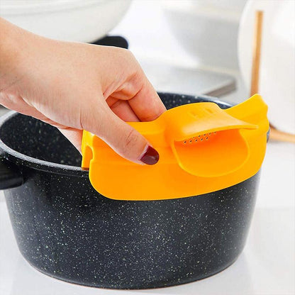 Buy One Get One Free | Round Funnel Duck Spout Pot