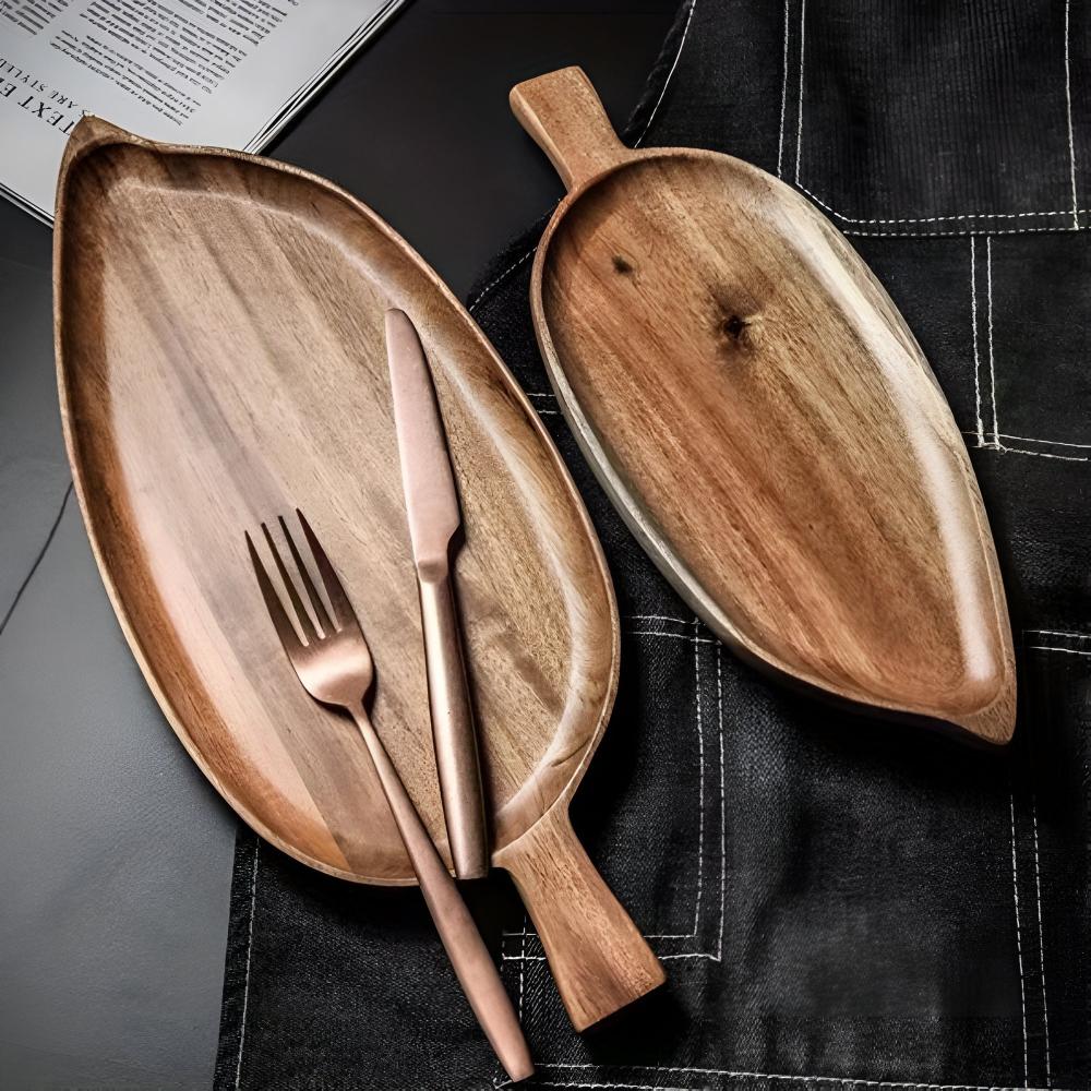 Nature-Inspired Wooden Leaf Serving Tray