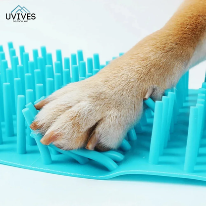 Clean Paws in Seconds – Pet Paw Cleaning Solution