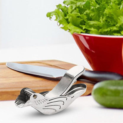 Handheld Juicer in Bird Design