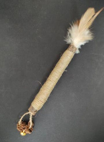 Eco-Friendly Chew Sticks for Feline Dental Health