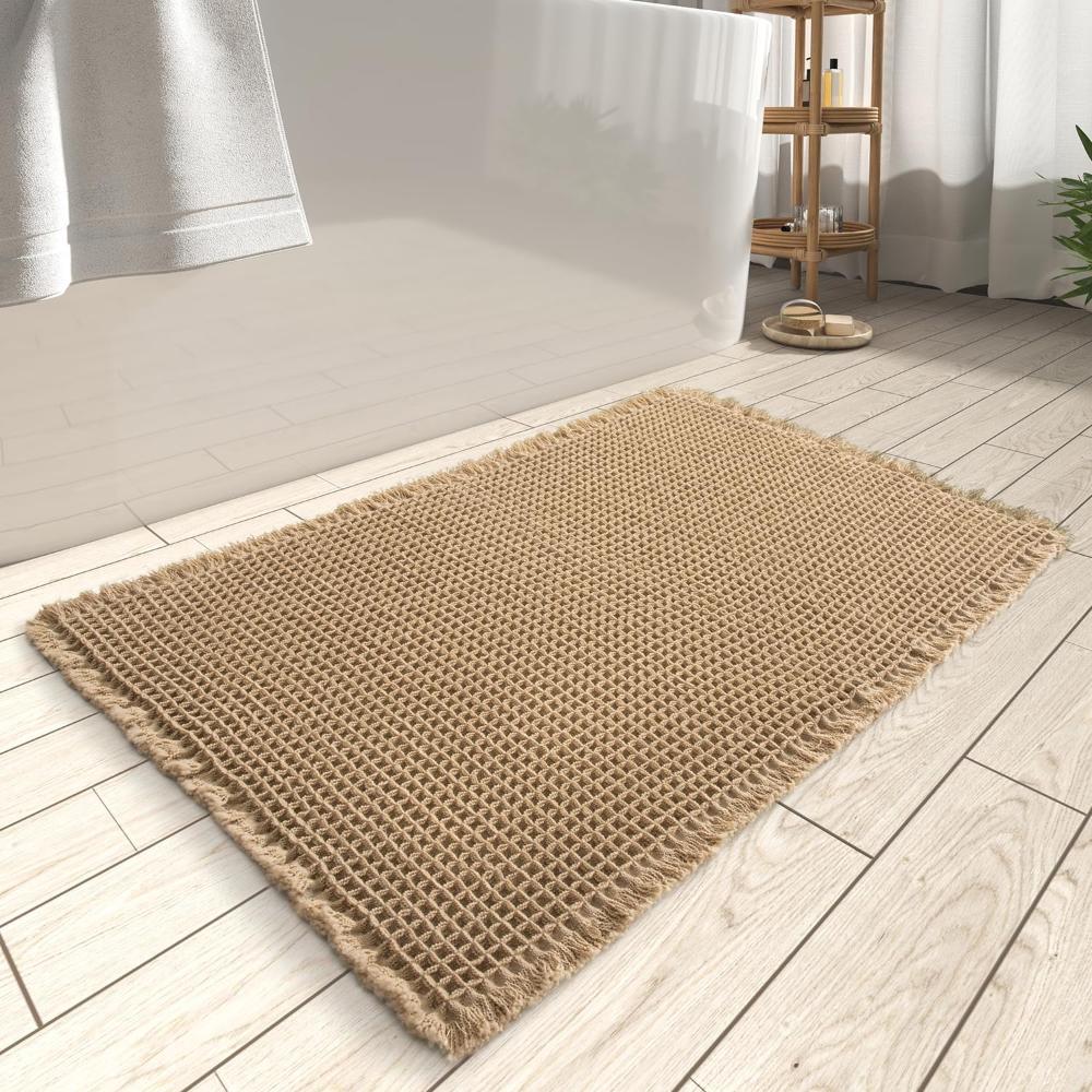 Plush Absorbent Bath Mat for a Cozy Bathroom Retreat