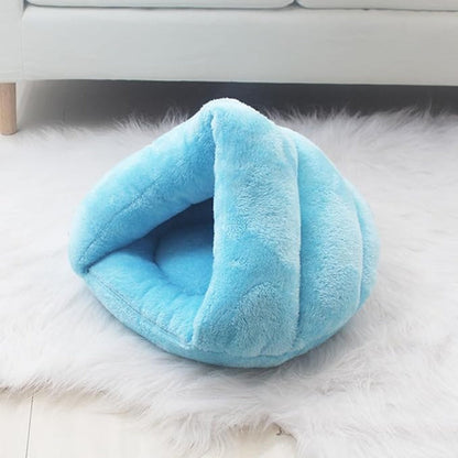 Snug Retreat Pet Cave Bed for Ultimate Comfort