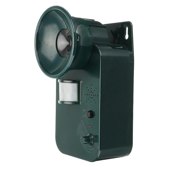 Outdoor Ultrasonic Animal Repeller for 5000sqft Protection