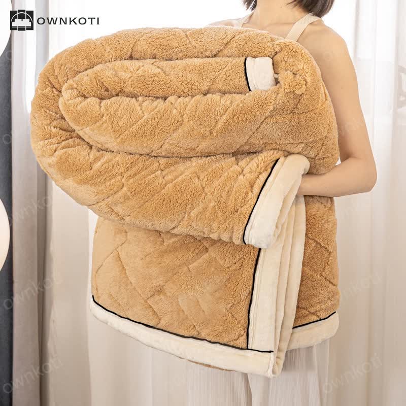 Lightweight Cozy Throw Blanket for Soft Warmth and Comfort