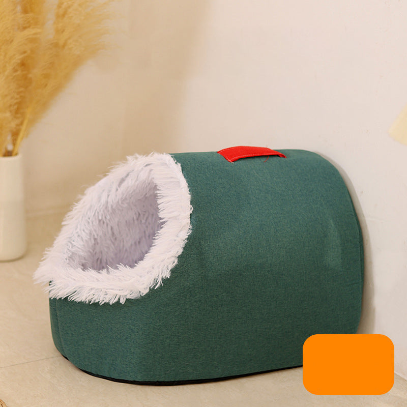 Cozy Animal Cave Bed | Warm and Comfortable Retreat for Your Furry Friend