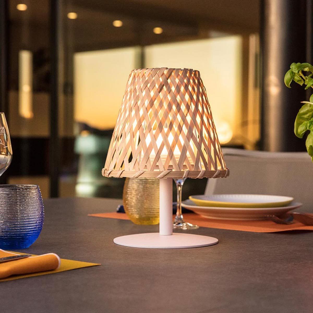 LED Table Lamp for Indoor and Outdoor Use – Creates a Warm Atmosphere