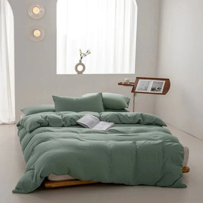 Classic Bedding Set with Quilt Cover