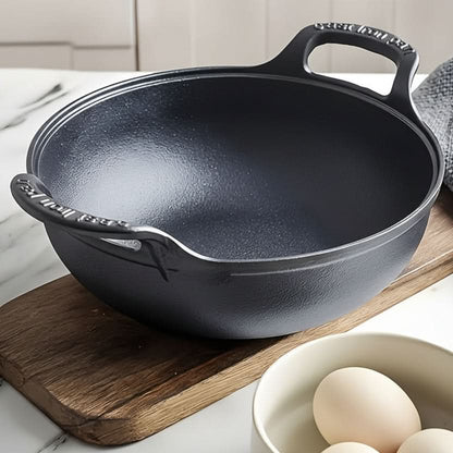 Compact Skillet in Cast Iron – Mini Size
