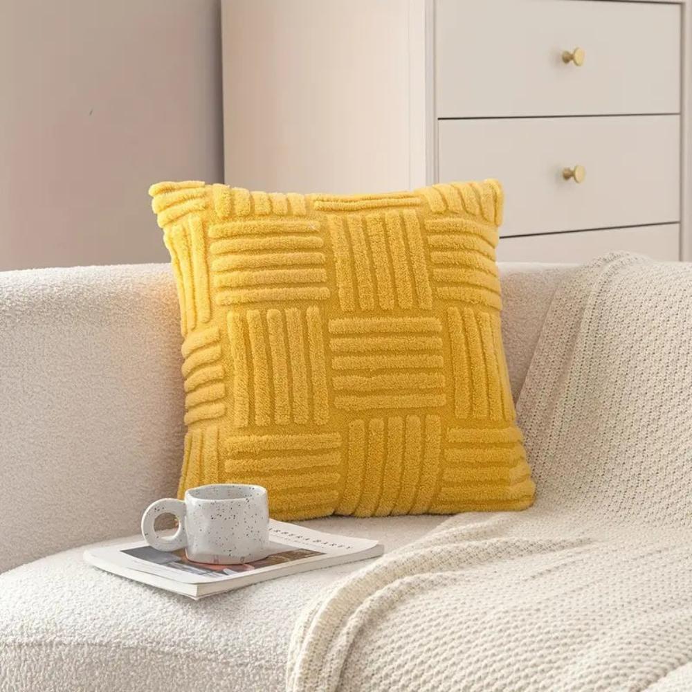 Chic Plush Pillowcase for Ultimate Comfort