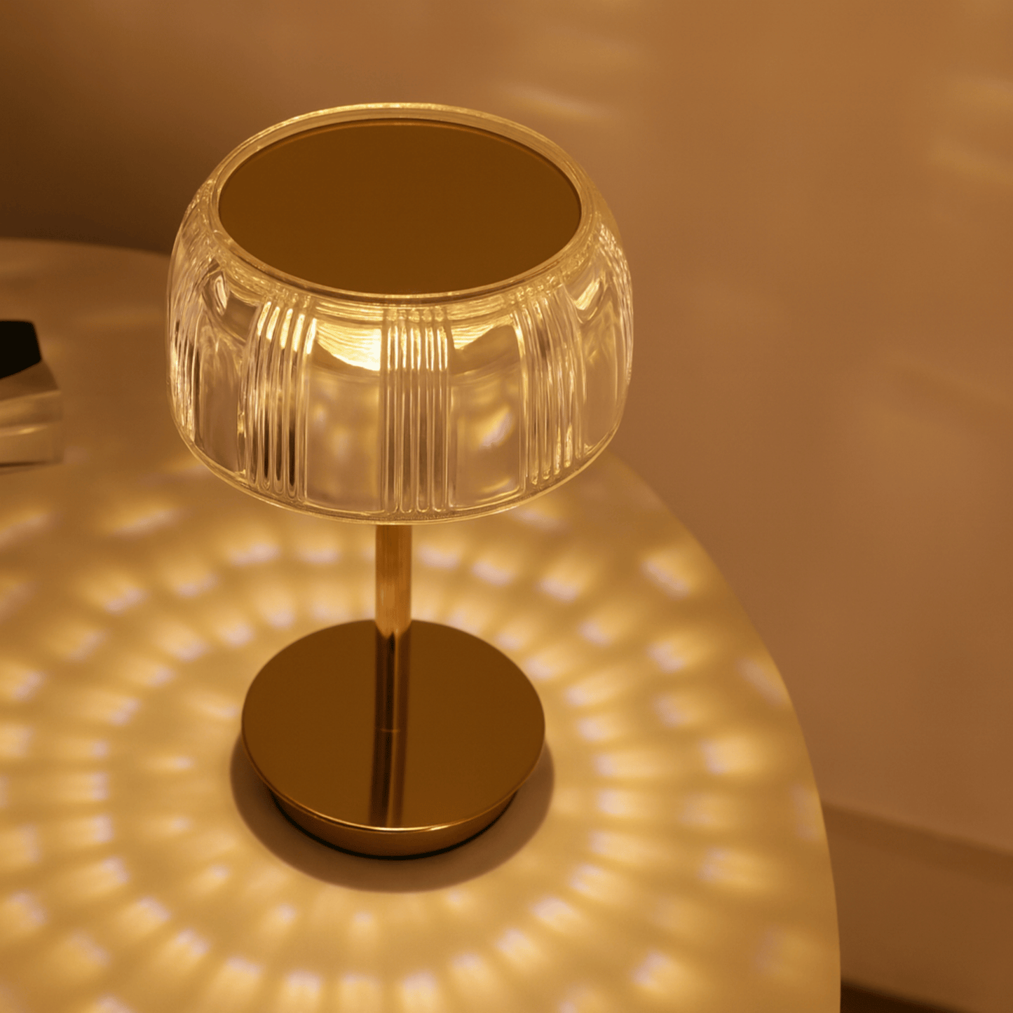 LED Table Lamp with Ambient Glow – Rechargeable Jellyfish Design