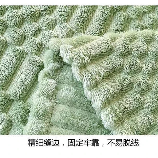 Cozy Fleece Blanket – Soft Milk Velour Throw for Sofa, Bed & Nursery