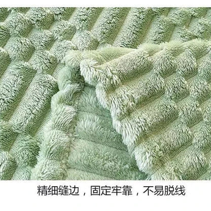 Cozy Fleece Blanket – Soft Milk Velour Throw for Sofa, Bed & Nursery
