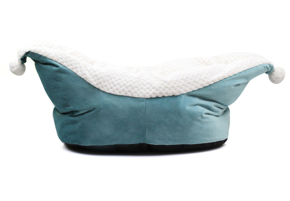 Serene Pet Bed for Ultimate Comfort and Support