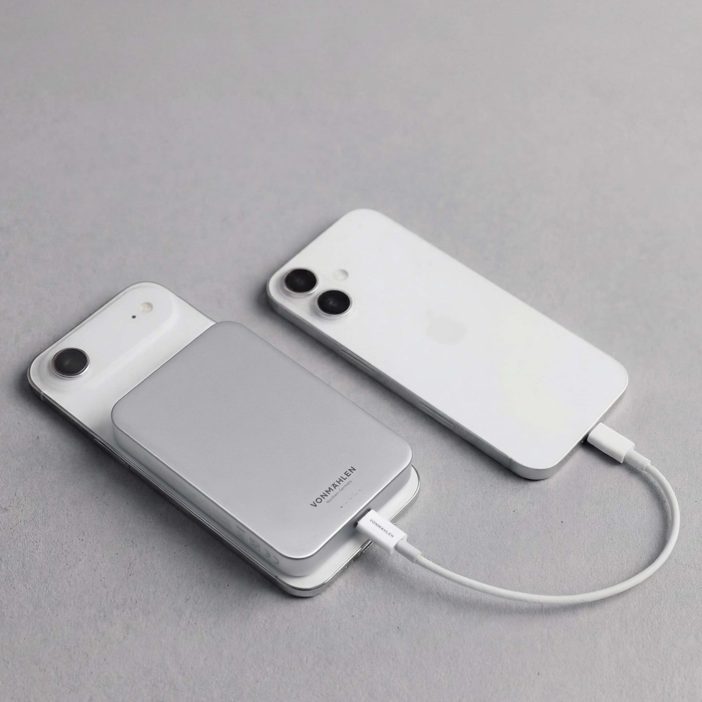 Magnetic Wireless Power Bank 10,000 mAh | Sleek Qi2 Charger