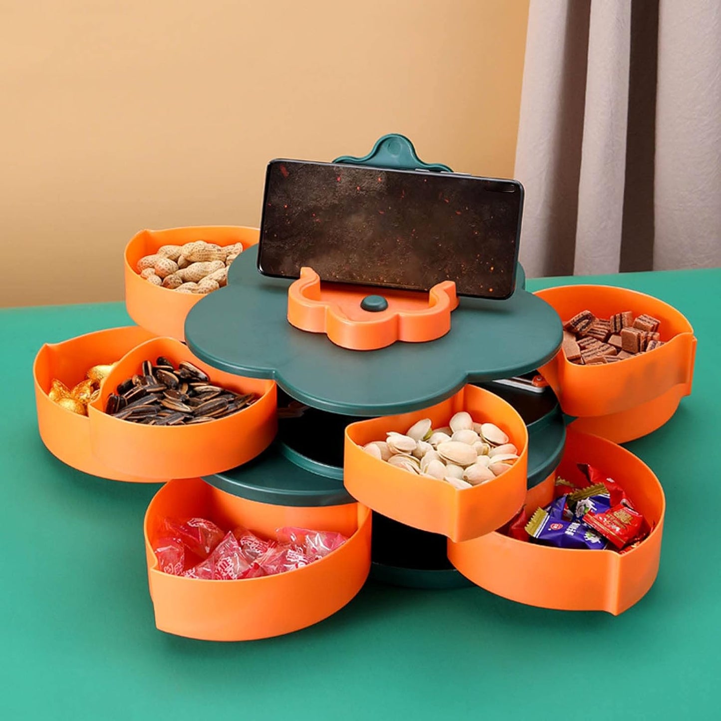 Impress Your Guests: Instantly Tidy Up for Movie Night