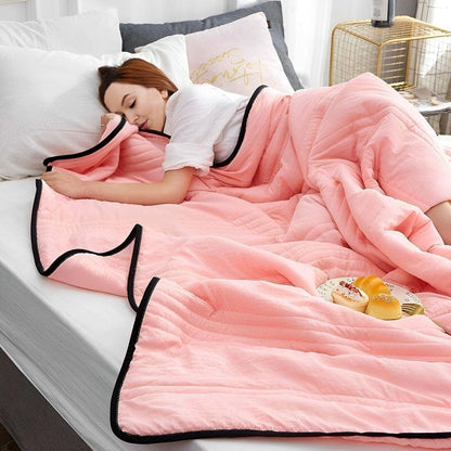 Breathable Cooling Blanket for a Comfortable Night's Sleep