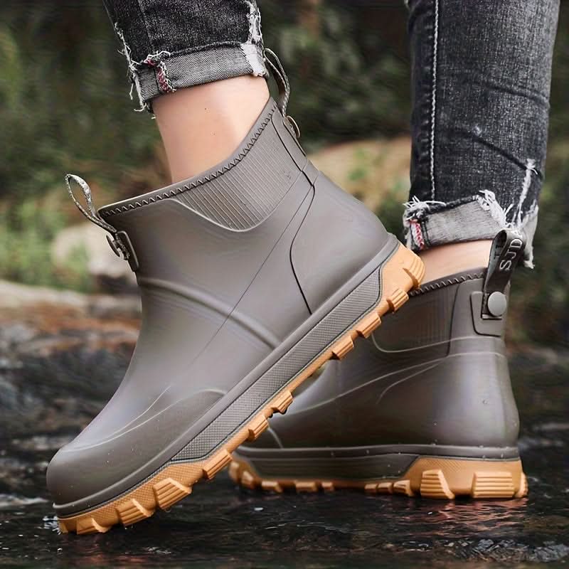 Waterproof Chelsea Boots for Outdoor Use