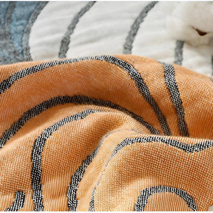 Chic Wave-Design Cotton Throw Blanket