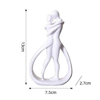 Symbol of Togetherness: Elegant Couple Sculpture