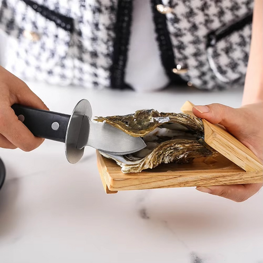 Effortless Oyster Opener for Safe Shell Access