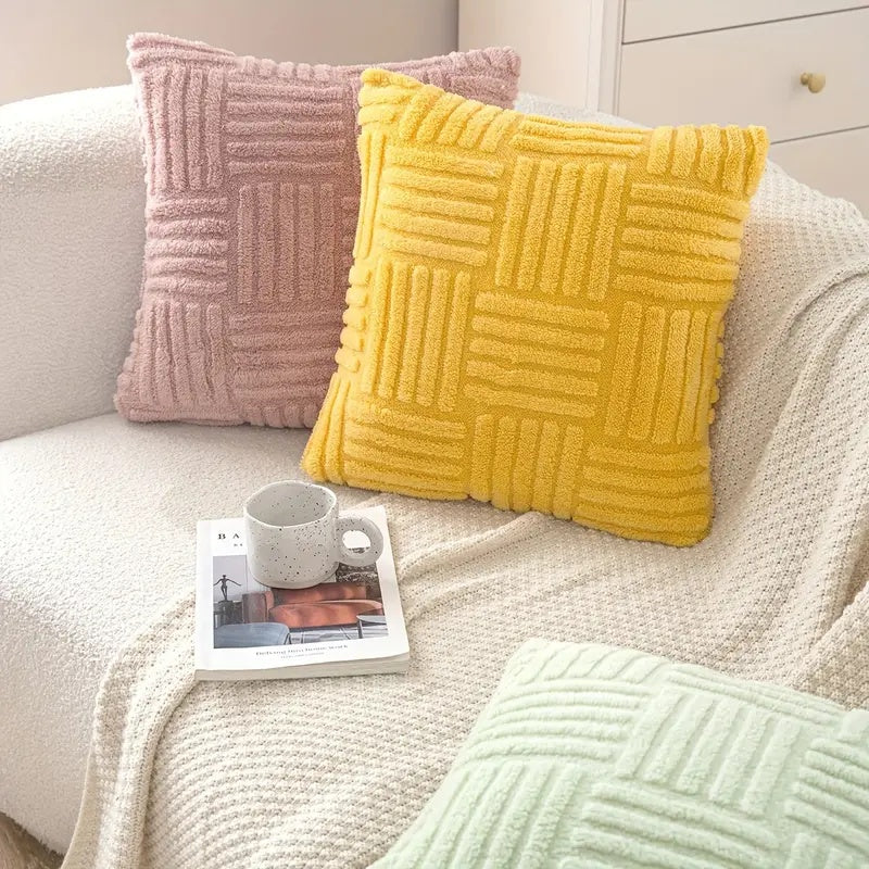 Chic Plush Pillowcase for Ultimate Comfort