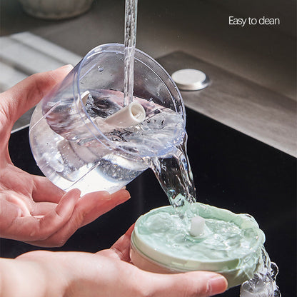 Manual Portable Vegetable and Garlic Chopper for Quick Food Prep