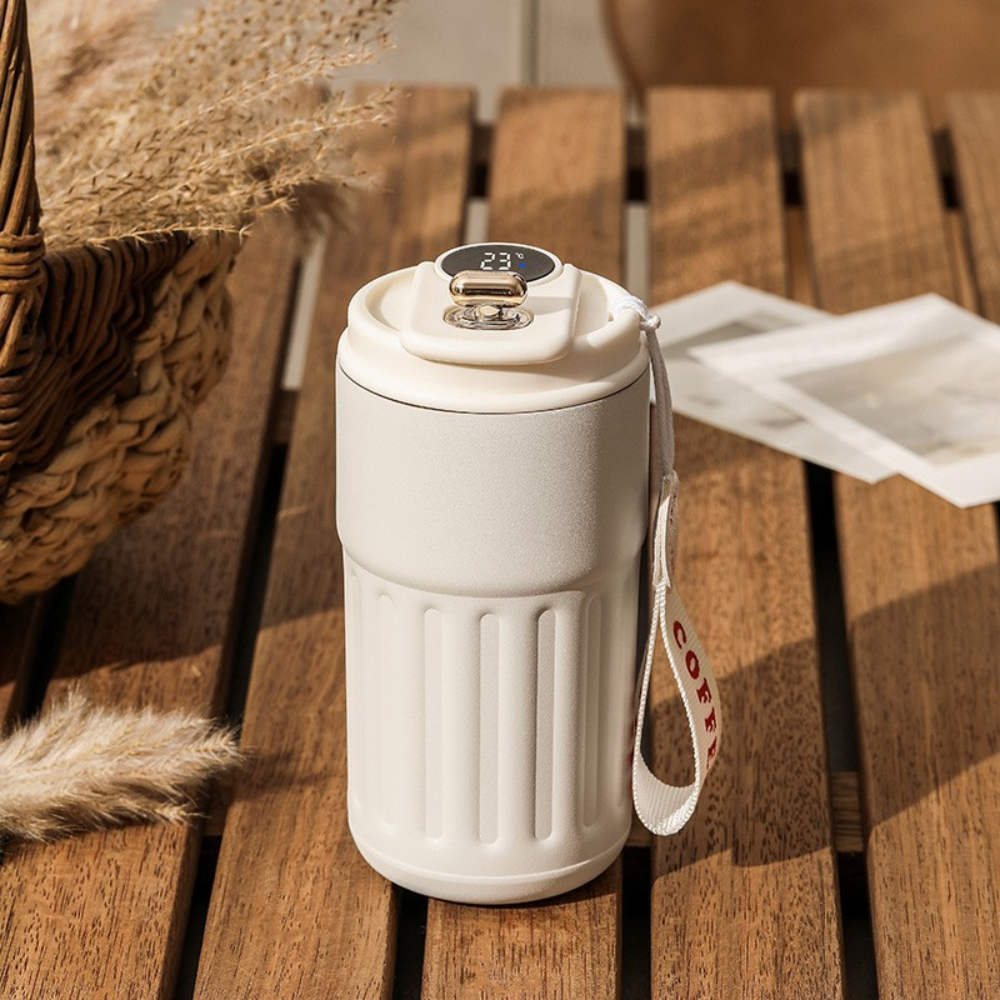 Smart Temperature LED Water Bottle - Stay Hydrated, Stay Informed