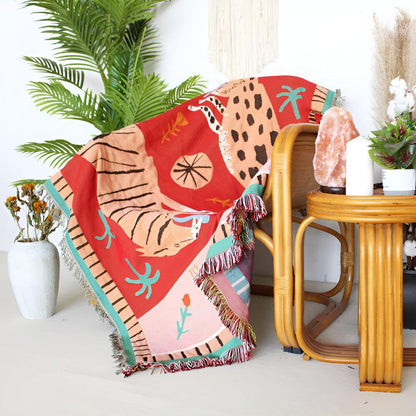 Chic Animal Print Throw Blanket with Stylish Fringe