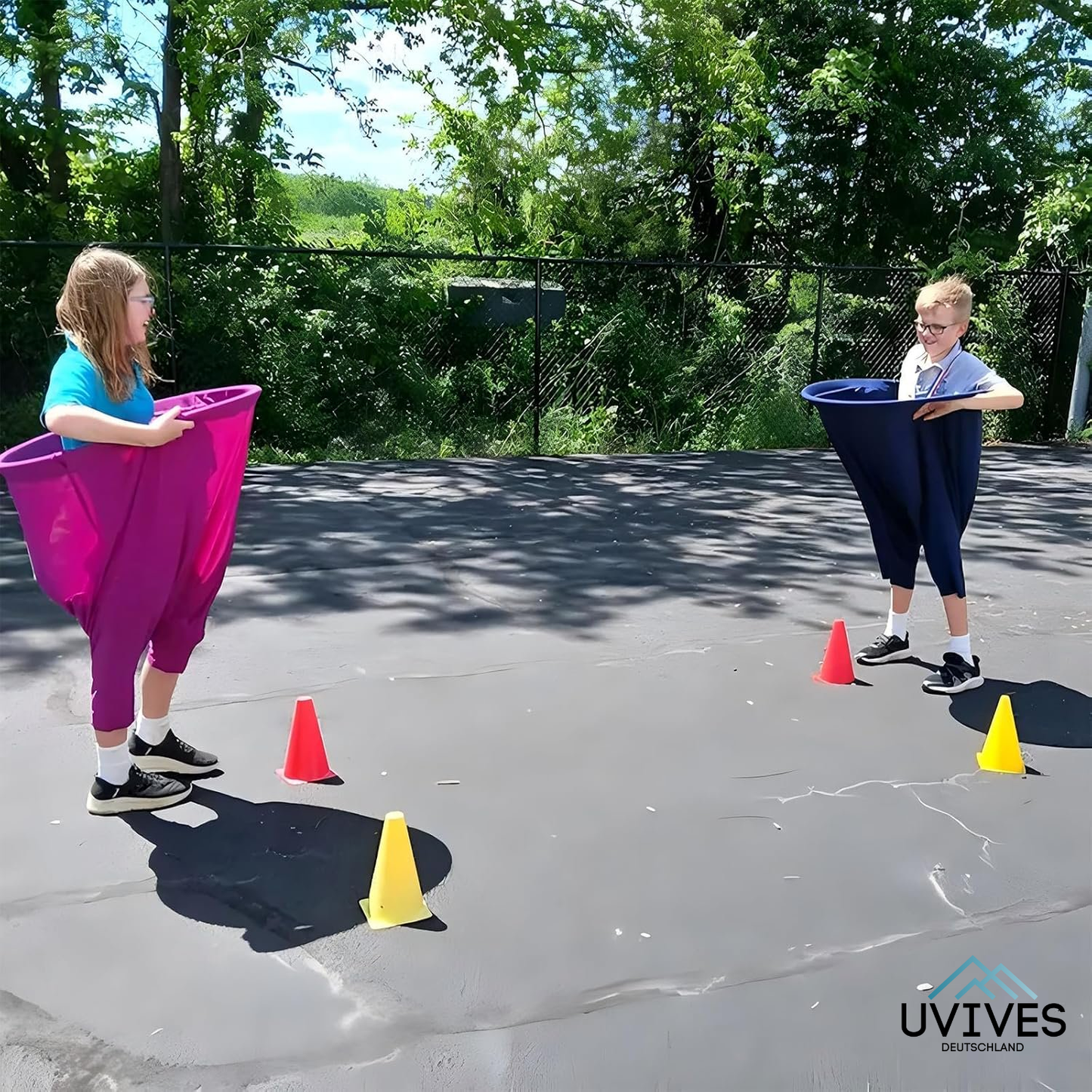 Outdoor Toss Game – Fun Activity for All Ages!