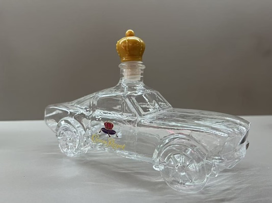 Mustang Shaped Whiskey Decanter – BowLift Design