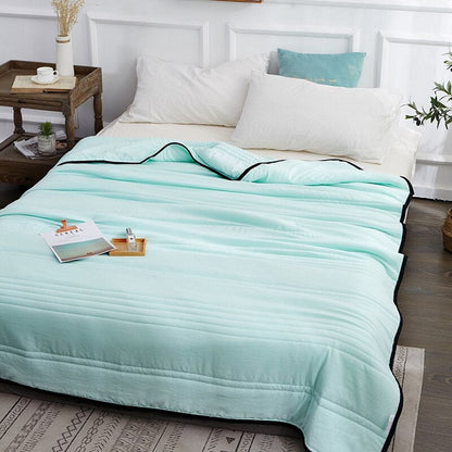 Breathable Cooling Blanket for a Comfortable Night's Sleep