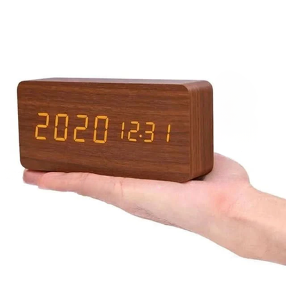 Clear Time and Temperature Display Anytime, Anywhere