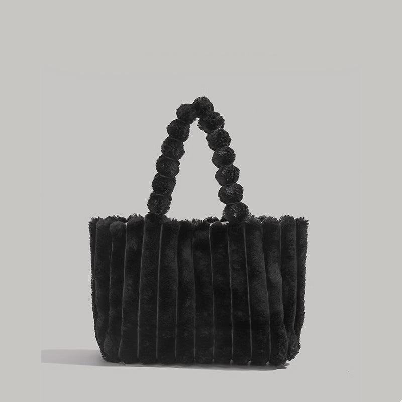 Plush Carry-All Bag for Ultimate Comfort on the Go
