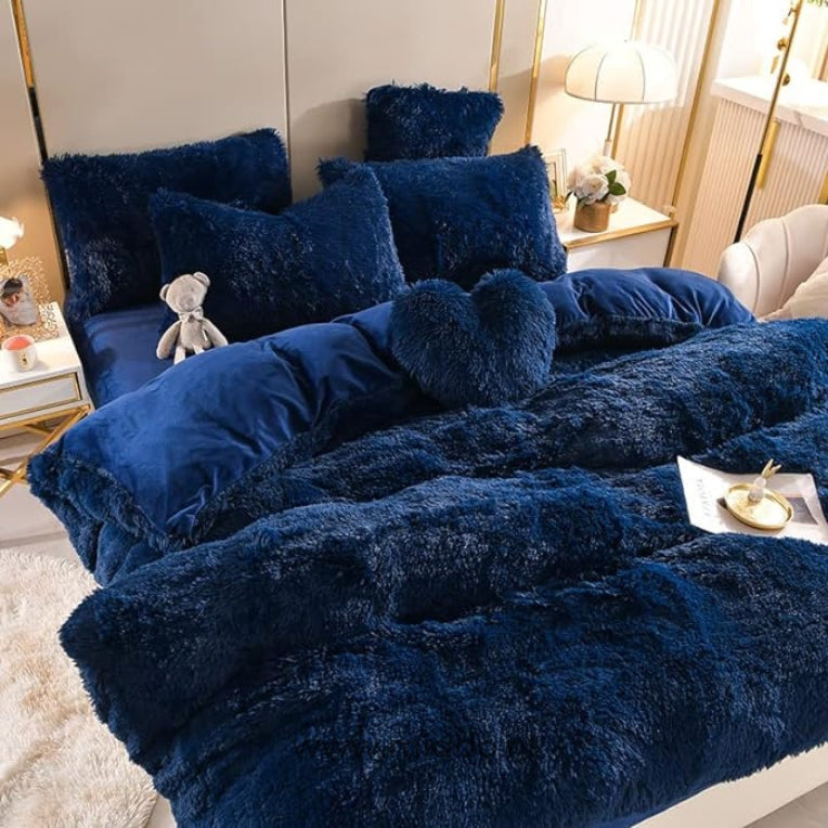 Cozy 5-Piece Fleece Bedding Set with Free Heart Pillow