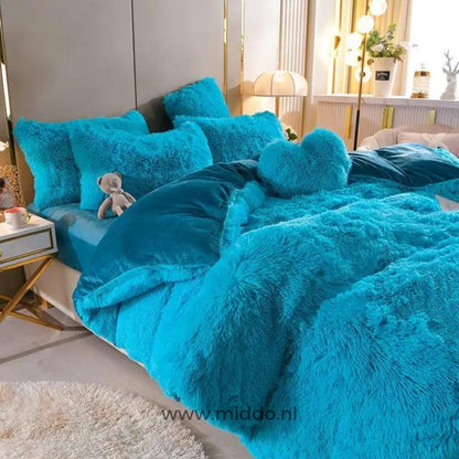 Cozy 5-Piece Fleece Bedding Set with Free Heart Pillow