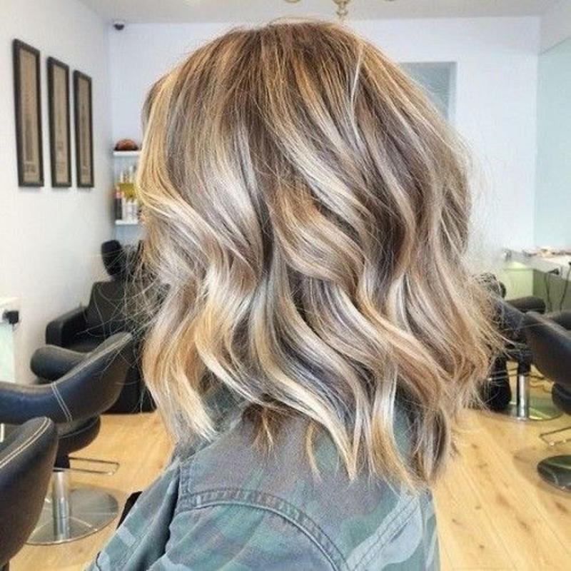 Transform Your Look Instantly with the Chic Short Wig