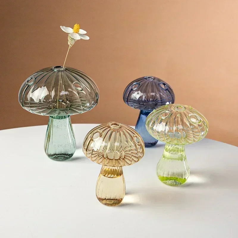 Mushroom-Shaped Glass Vase for Hydroponics | Decorative Table Terrarium